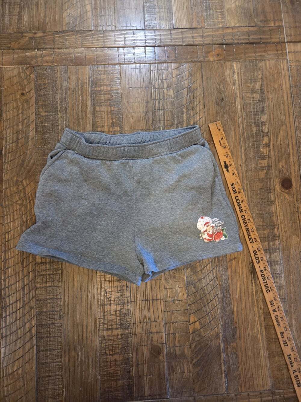strawberry shortcake Jogger Shorts Size Xl